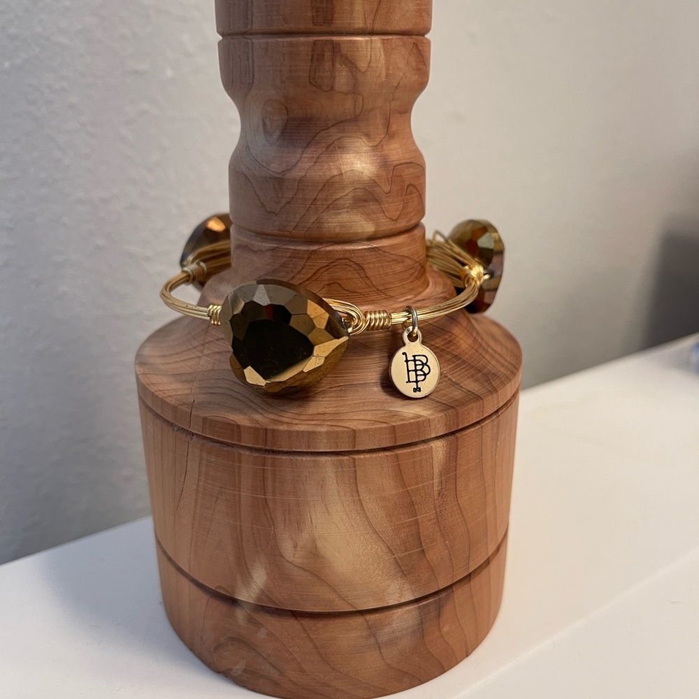 Bourbon & Bowties gold heart bracelet